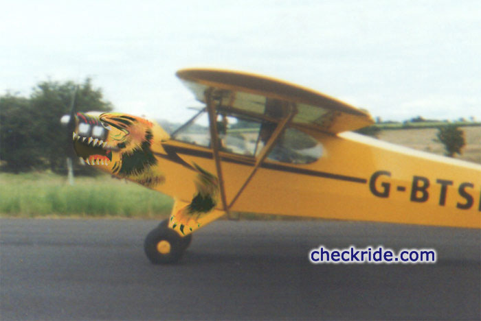 Piper Cub nose art